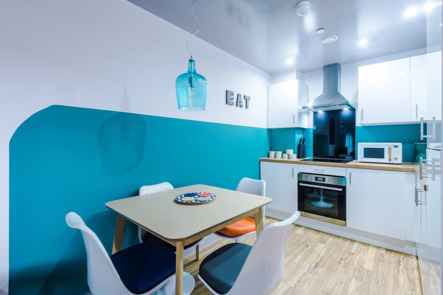 High Reviewed 1-Bed With Parking Central Location Liverpool Esterno foto