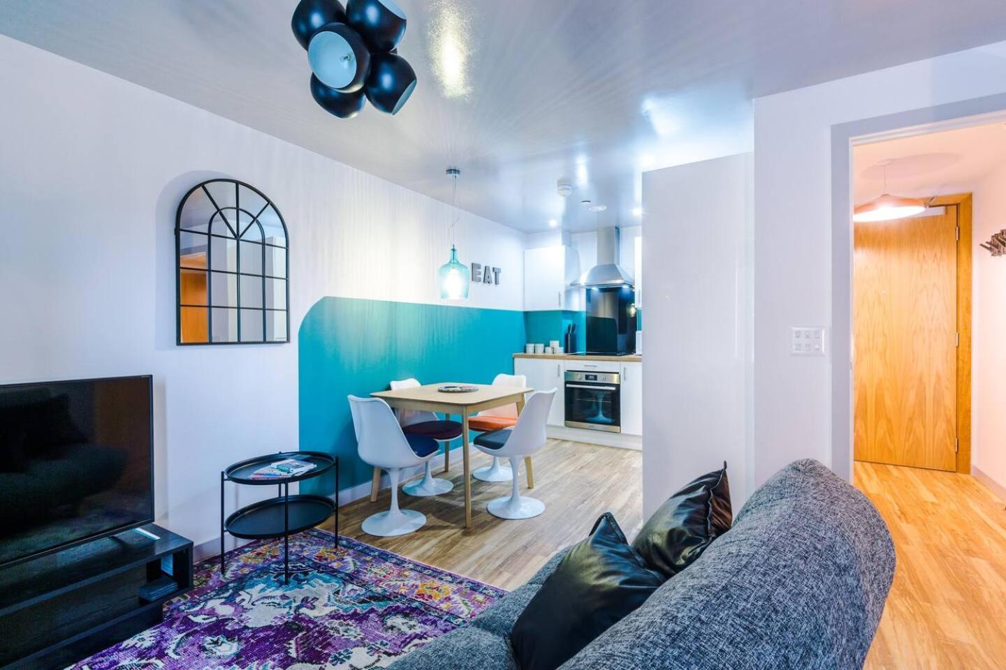 High Reviewed 1-Bed With Parking Central Location Liverpool Esterno foto