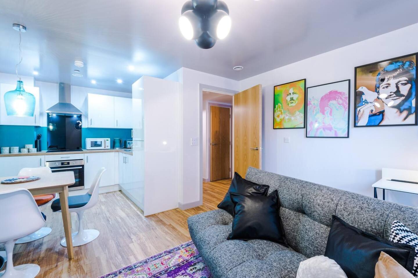 High Reviewed 1-Bed With Parking Central Location Liverpool Esterno foto