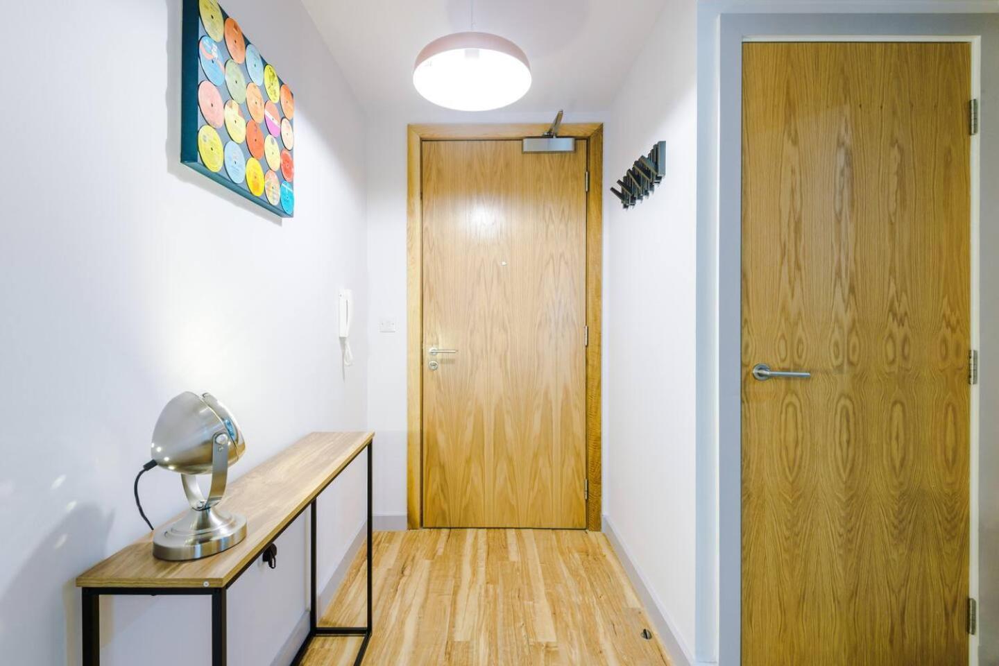 High Reviewed 1-Bed With Parking Central Location Liverpool Esterno foto
