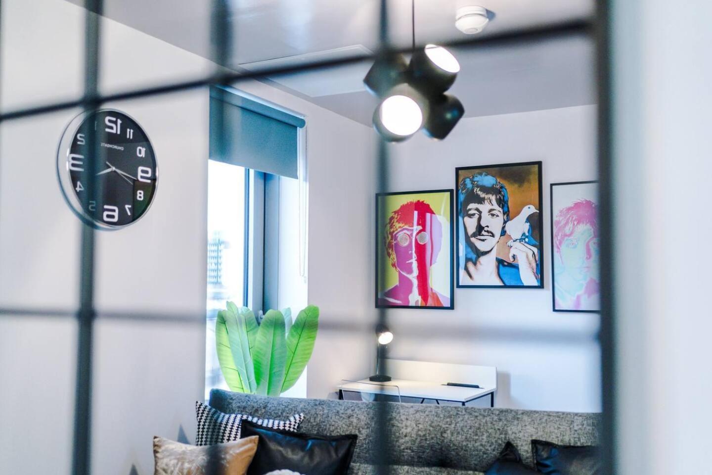 High Reviewed 1-Bed With Parking Central Location Liverpool Esterno foto